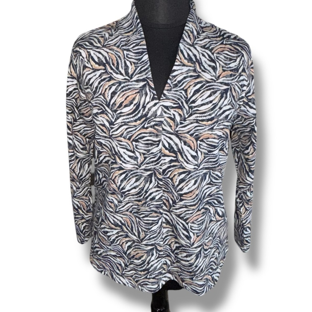 NIC+ZOE Forest Feen Long Sleeve Top - Grey Multi Plus 1X - Picture 3 of 11
